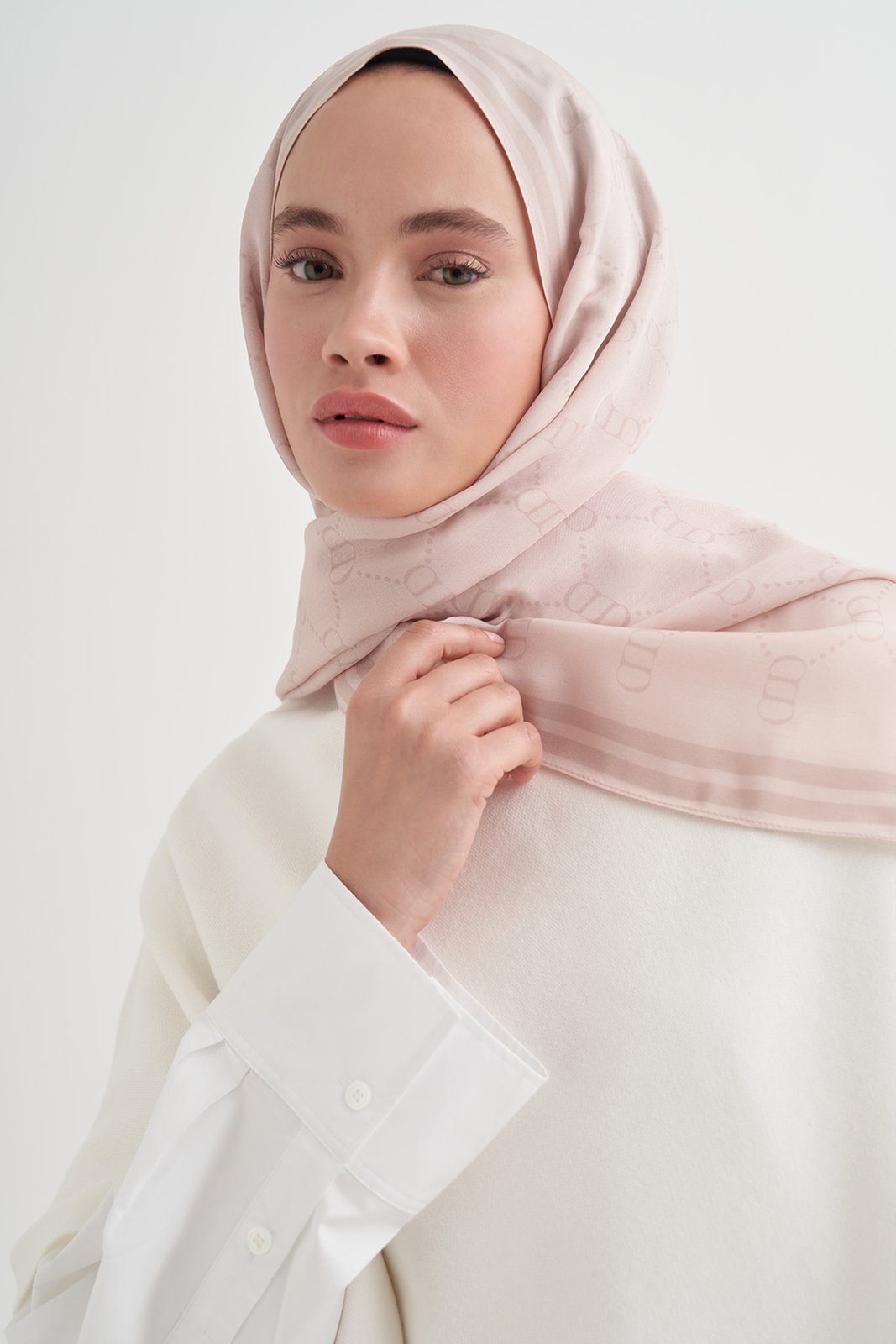 Grace Monogram Floş Şal Krem